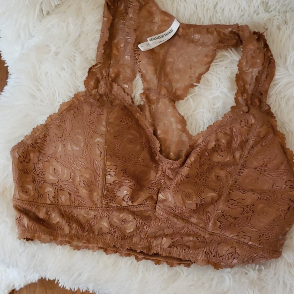 Bralettes - Picture 2 of 3